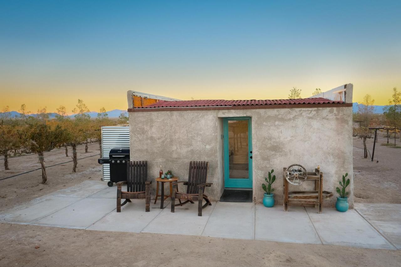 Tarantula Ranch Campground & Vineyard Near Death Valley National Park อามาร์โกซา แวลลีย์ ภายนอก รูปภาพ