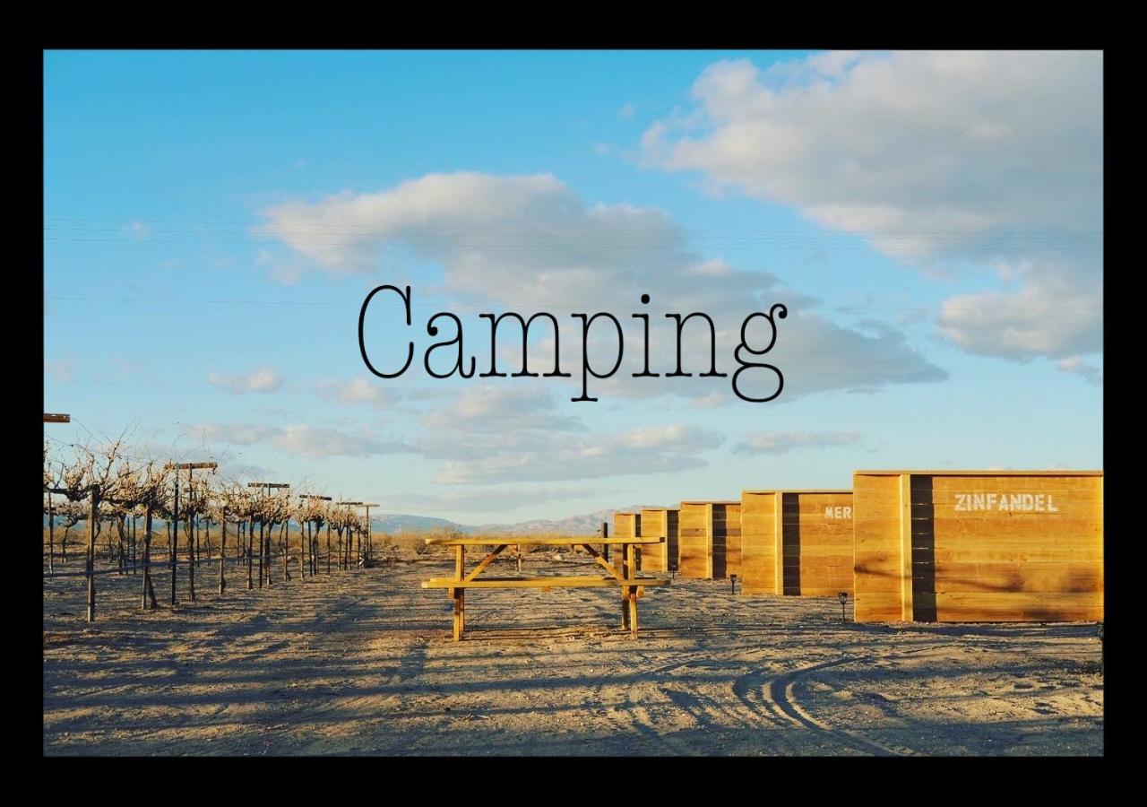 Tarantula Ranch Campground & Vineyard Near Death Valley National Park อามาร์โกซา แวลลีย์ ภายนอก รูปภาพ